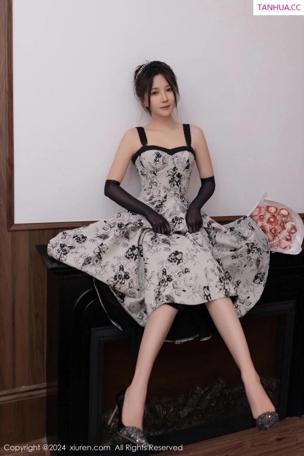 鱼子酱fish  [XiuRen]高清写真图 2024.02.19 No.8109 鱼子酱Fish 生日主题第14张图片